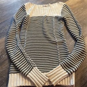 Old navy sweater size XS